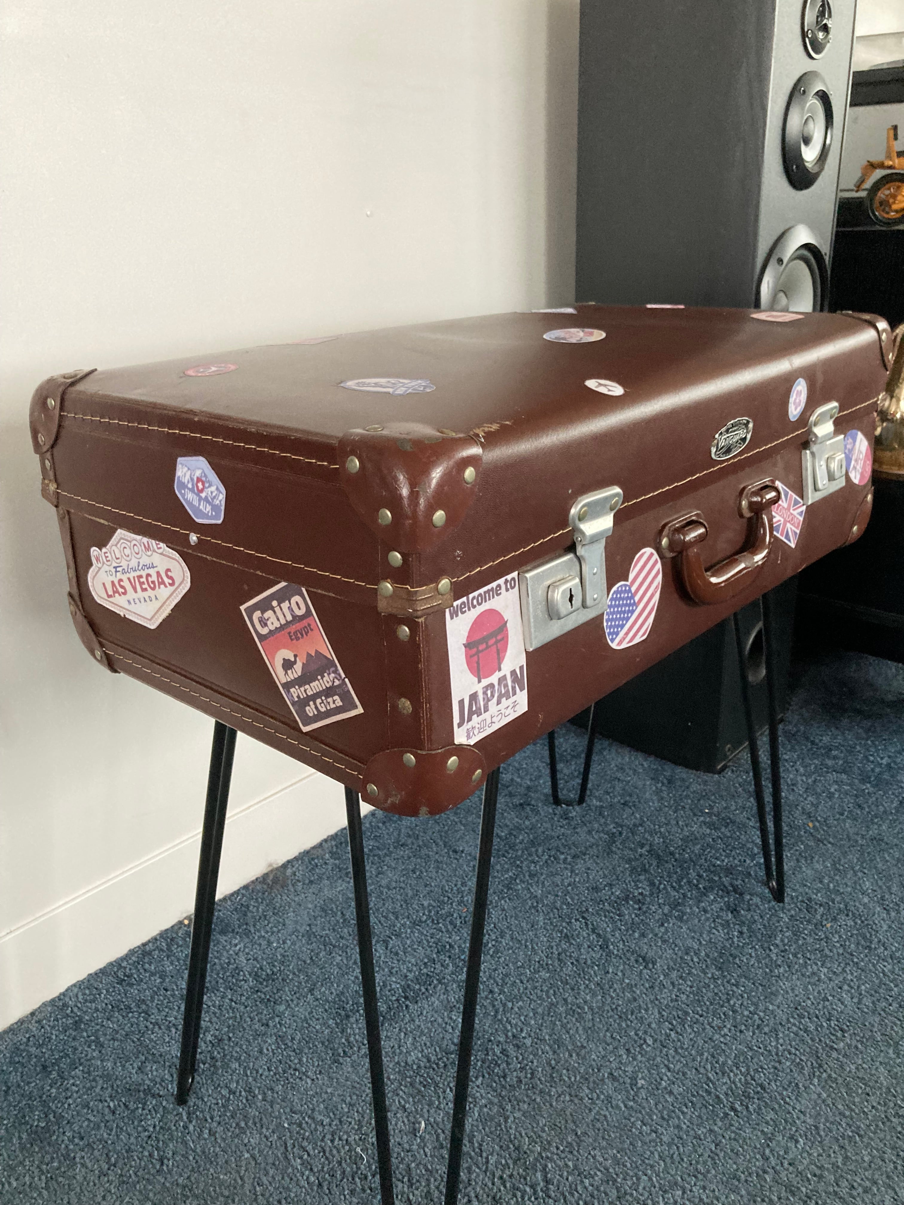 Vanguard suitcase table